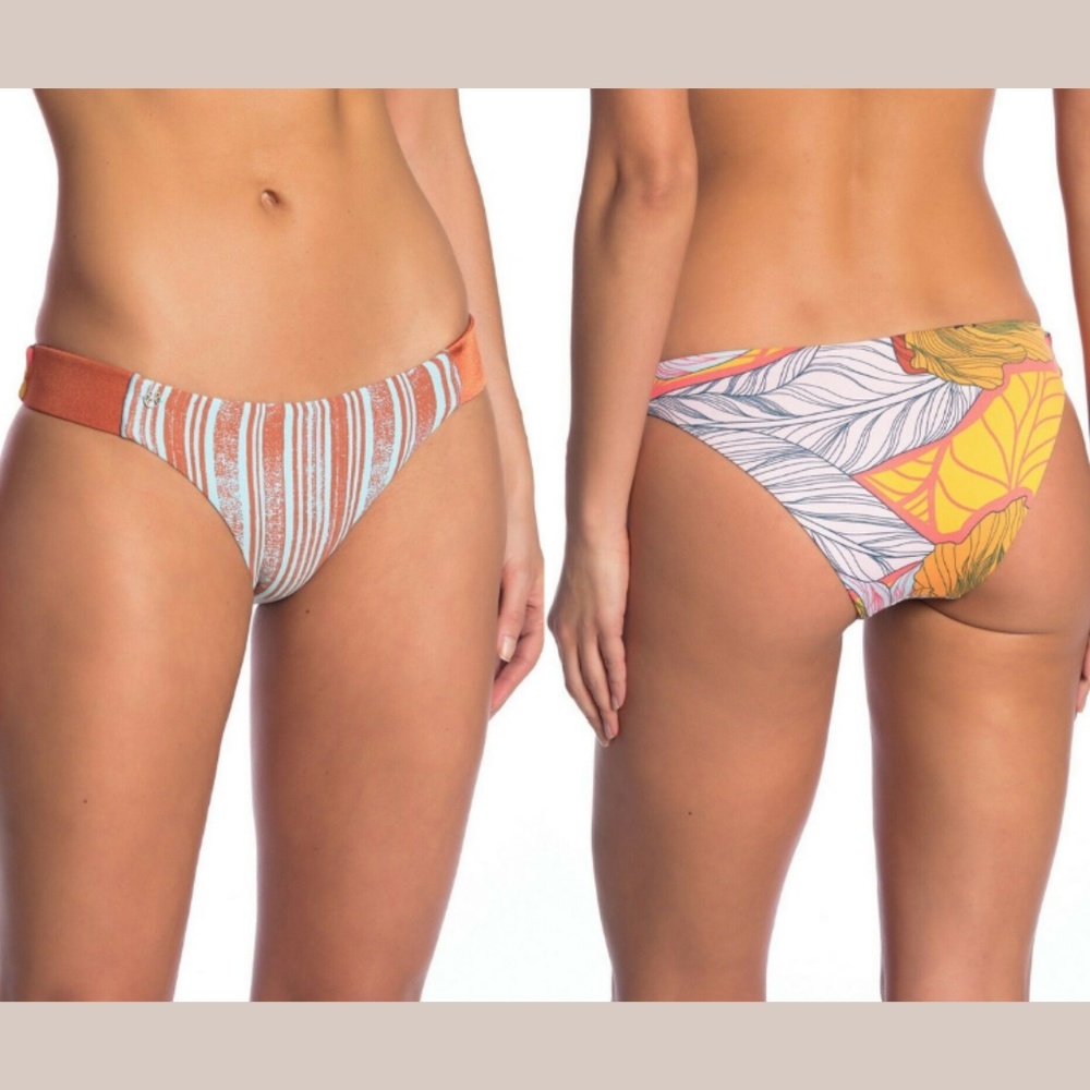 NWT Maaji Like Totally Signature Cut Reversible Bikini Bottom [SZ Medium ]‎